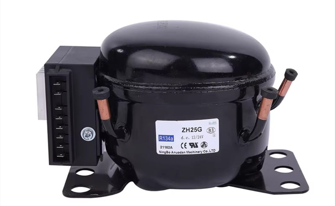 fb9aa7b9-0217-4748-8c29-d4e7bf692d53 jeyan 12-24v Buzdolabı Kompresörü 25G - Görsel 1